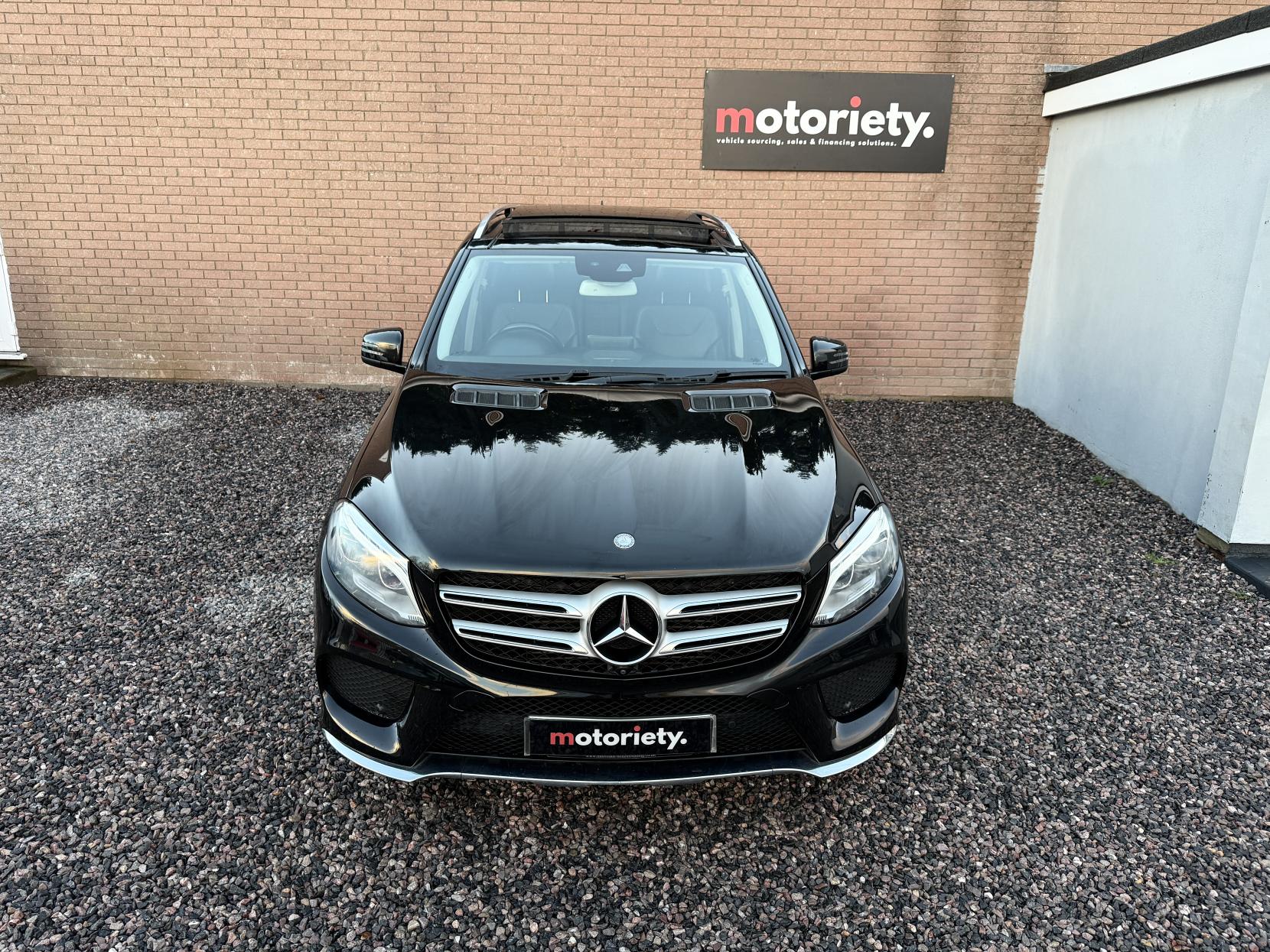 Mercedes-Benz GLE 2.1 GLE250d AMG Line (Premium) SUV 5dr Diesel G-Tronic 4MATIC Euro 6 (s/s) (204 ps)