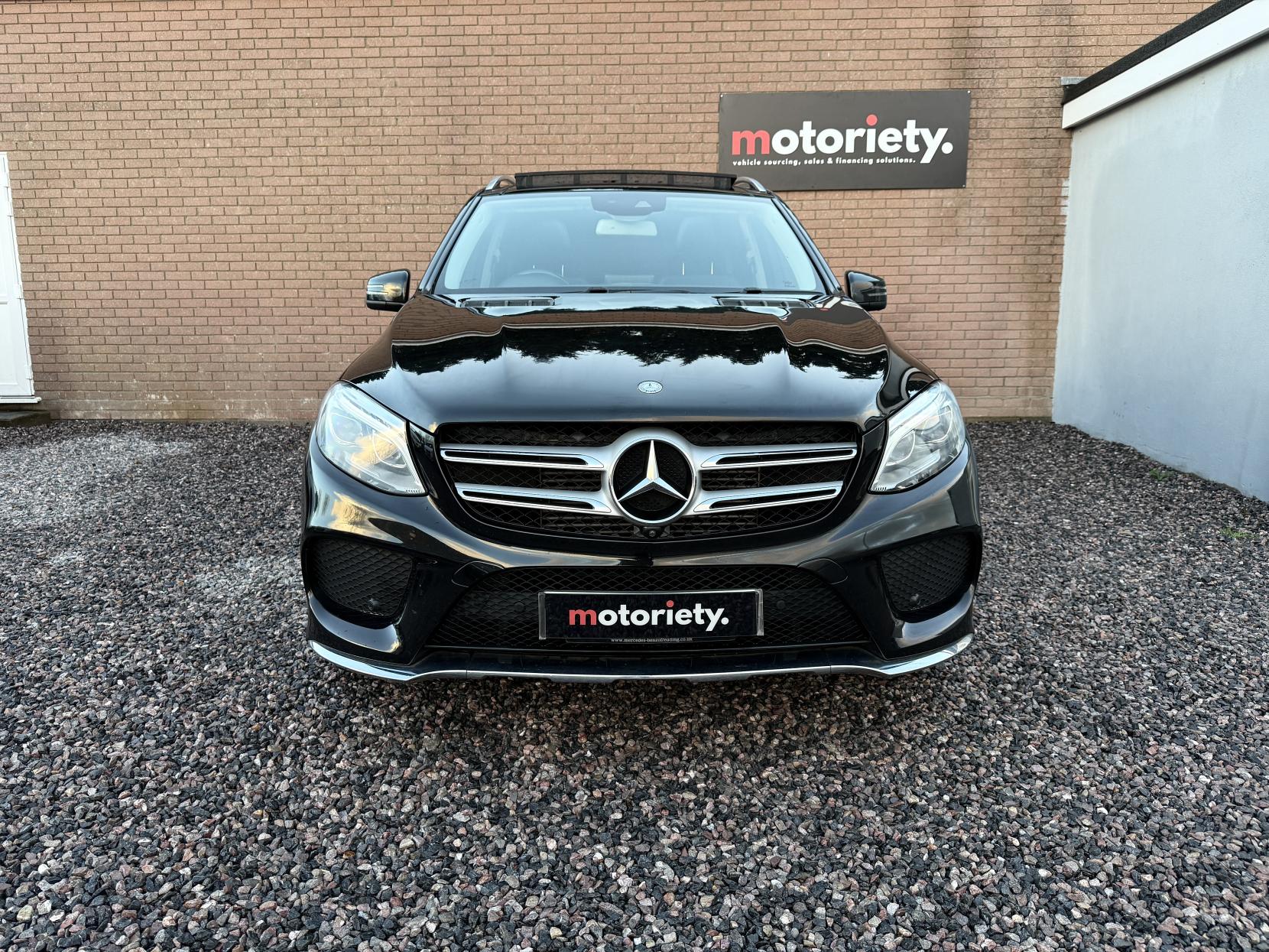 Mercedes-Benz GLE 2.1 GLE250d AMG Line (Premium) SUV 5dr Diesel G-Tronic 4MATIC Euro 6 (s/s) (204 ps)