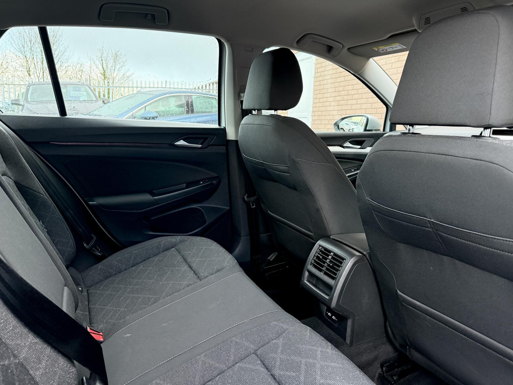 Volkswagen Golf 1.0 TSI Life Hatchback 5dr Petrol Manual Euro 6 (s/s) (110 ps)