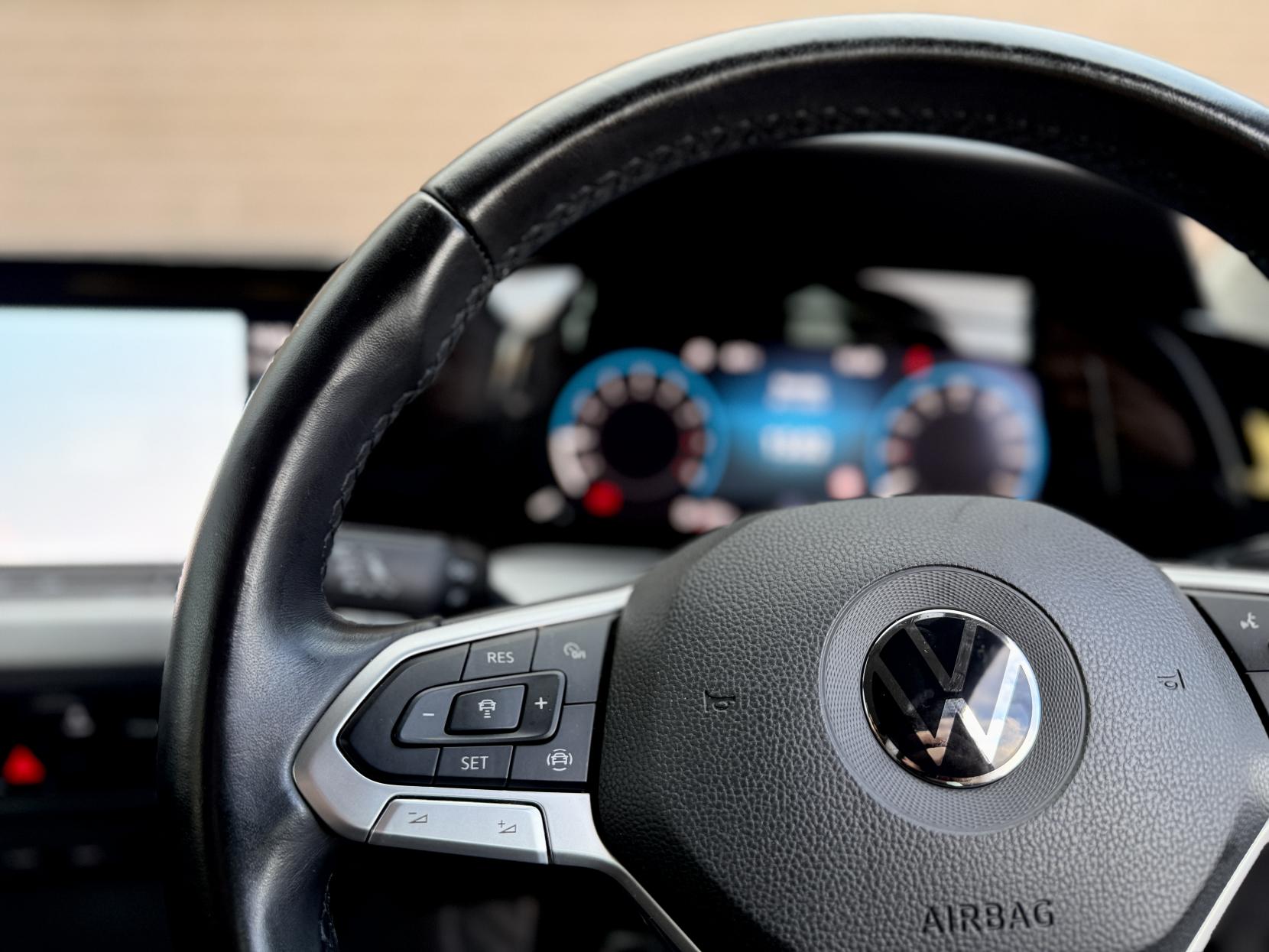 Volkswagen Golf 1.0 TSI Life Hatchback 5dr Petrol Manual Euro 6 (s/s) (110 ps)