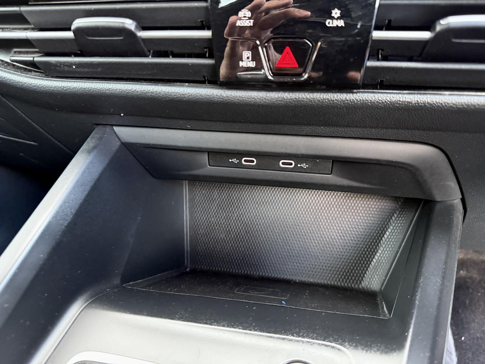 Volkswagen Golf 1.0 TSI Life Hatchback 5dr Petrol Manual Euro 6 (s/s) (110 ps)