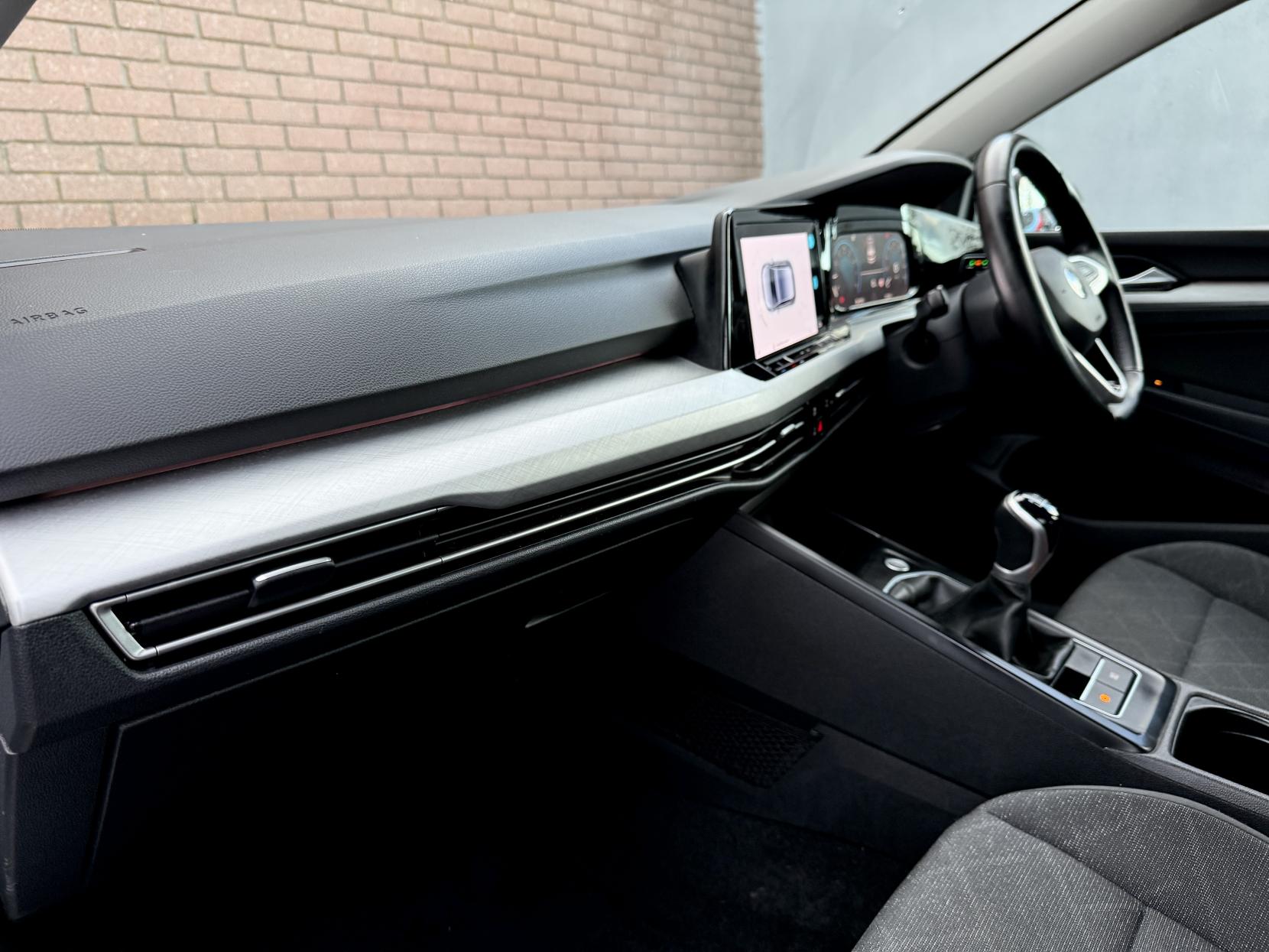 Volkswagen Golf 1.0 TSI Life Hatchback 5dr Petrol Manual Euro 6 (s/s) (110 ps)