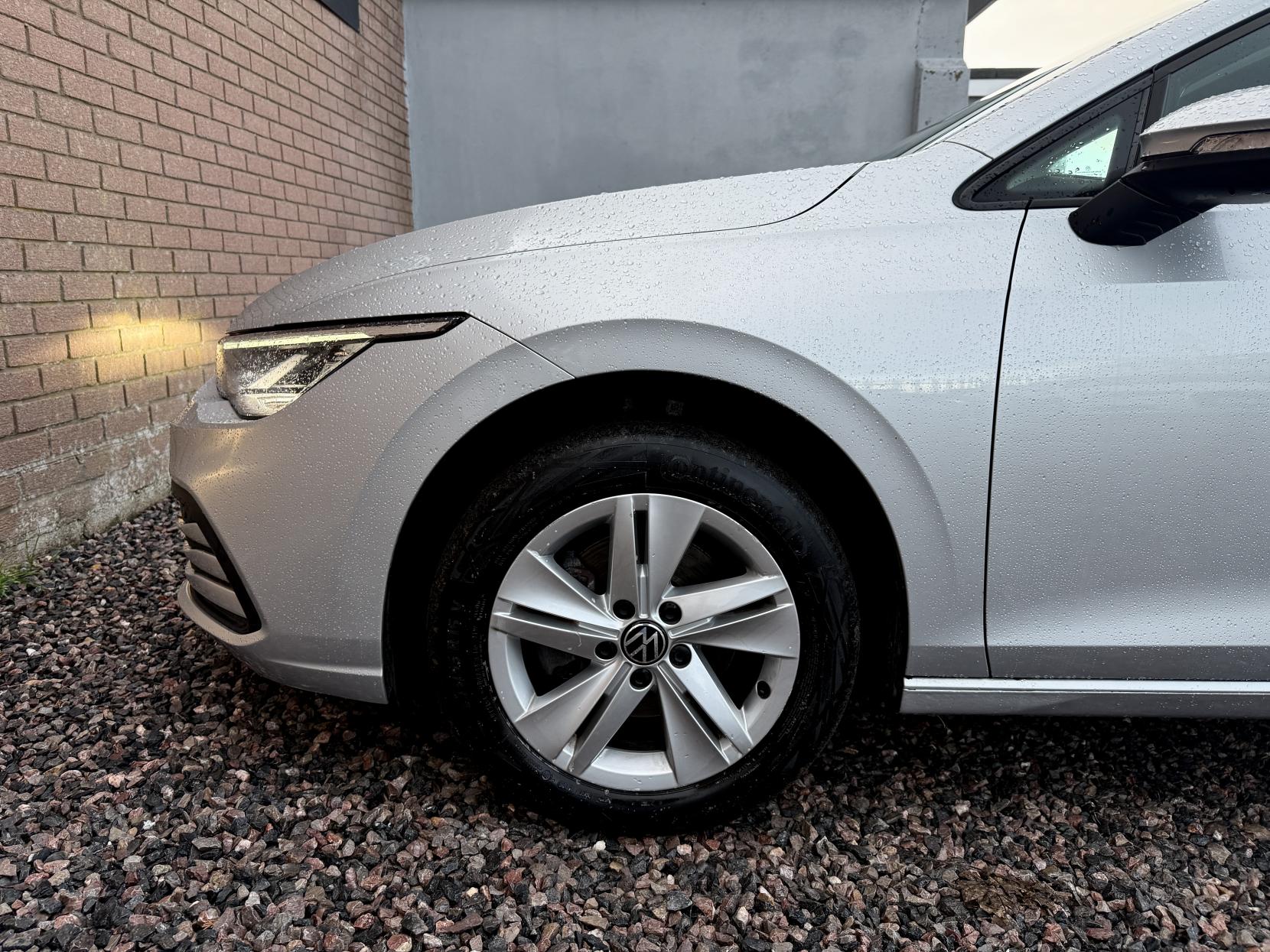 Volkswagen Golf 1.0 TSI Life Hatchback 5dr Petrol Manual Euro 6 (s/s) (110 ps)