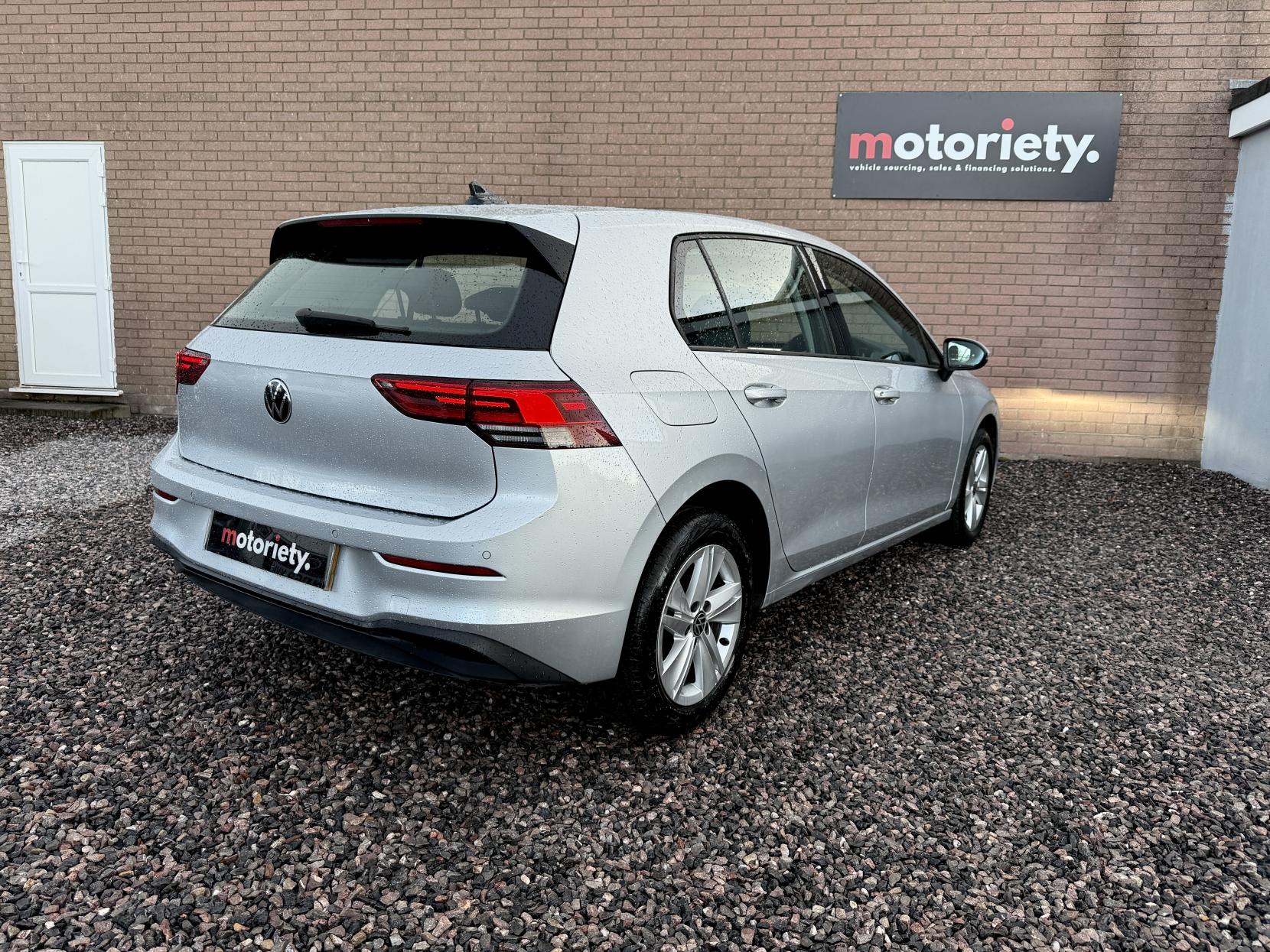 Volkswagen Golf 1.0 TSI Life Hatchback 5dr Petrol Manual Euro 6 (s/s) (110 ps)