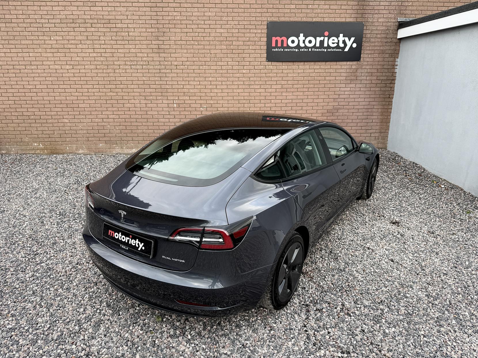 Tesla Model 3 (Dual Motor) Long Range Saloon 4dr Electric Auto 4WDE (346 ps)