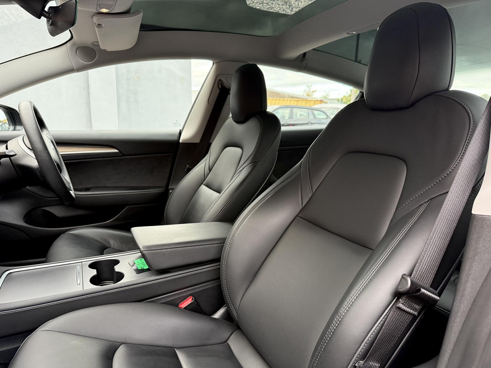 Tesla Model 3 (Dual Motor) Long Range Saloon 4dr Electric Auto 4WDE (346 ps)