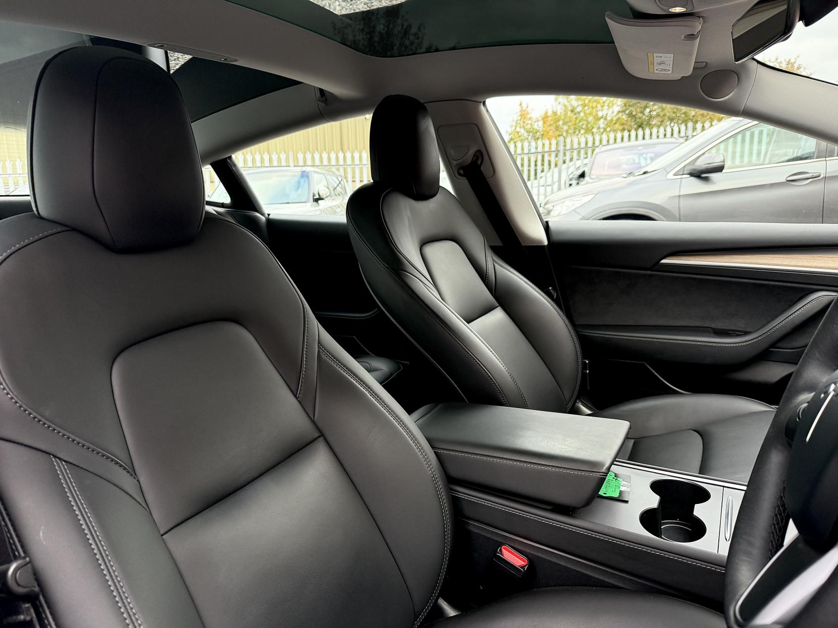 Tesla Model 3 (Dual Motor) Long Range Saloon 4dr Electric Auto 4WDE (346 ps)