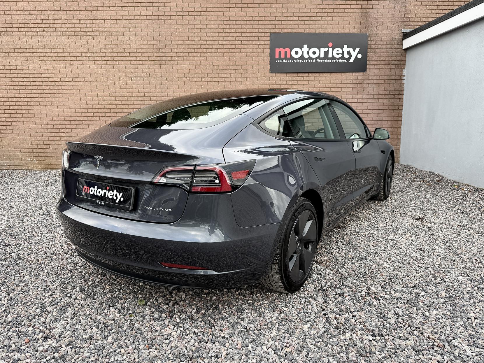 Tesla Model 3 (Dual Motor) Long Range Saloon 4dr Electric Auto 4WDE (346 ps)