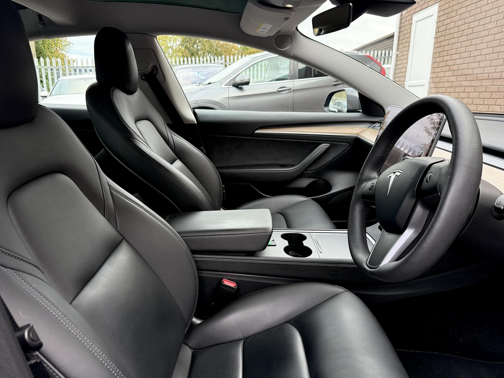 Tesla Model 3 (Dual Motor) Long Range Saloon 4dr Electric Auto 4WDE (346 ps)