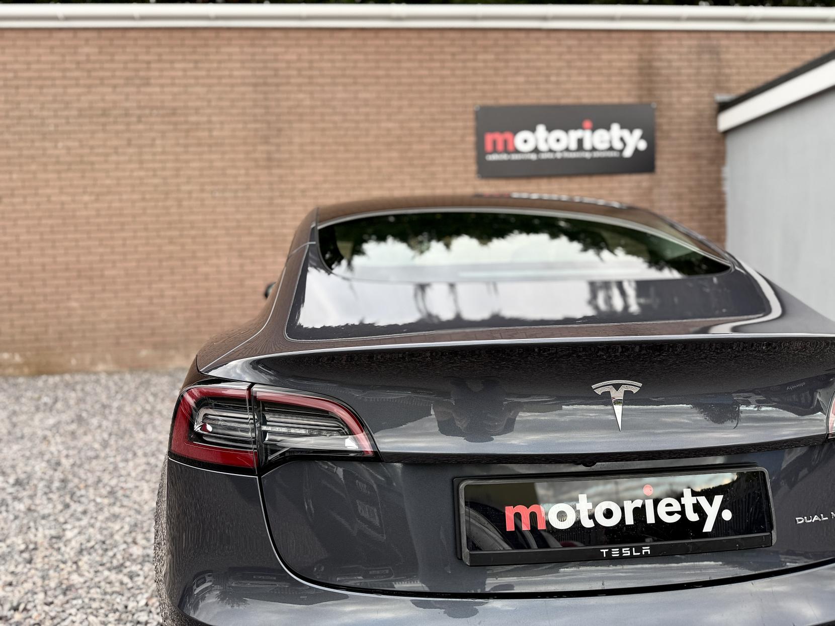 Tesla Model 3 (Dual Motor) Long Range Saloon 4dr Electric Auto 4WDE (346 ps)
