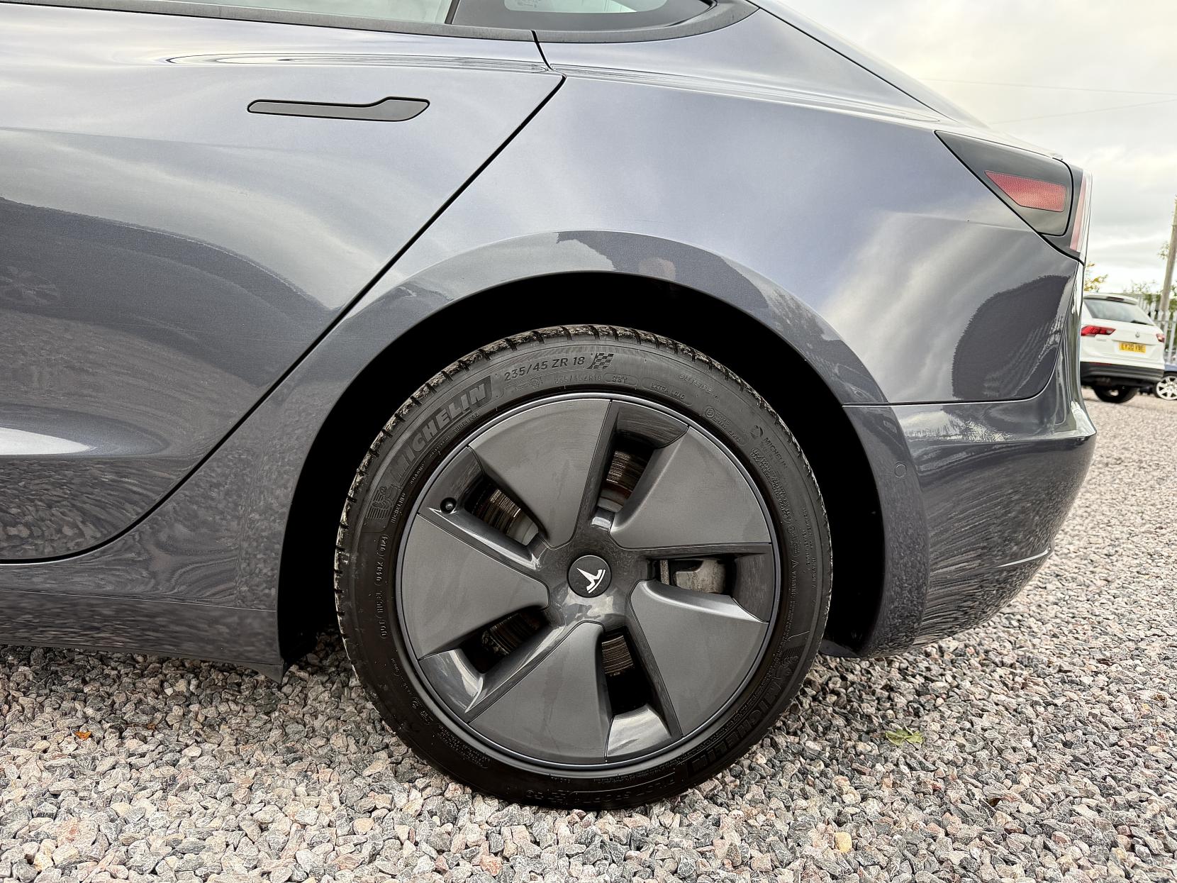 Tesla Model 3 (Dual Motor) Long Range Saloon 4dr Electric Auto 4WDE (346 ps)