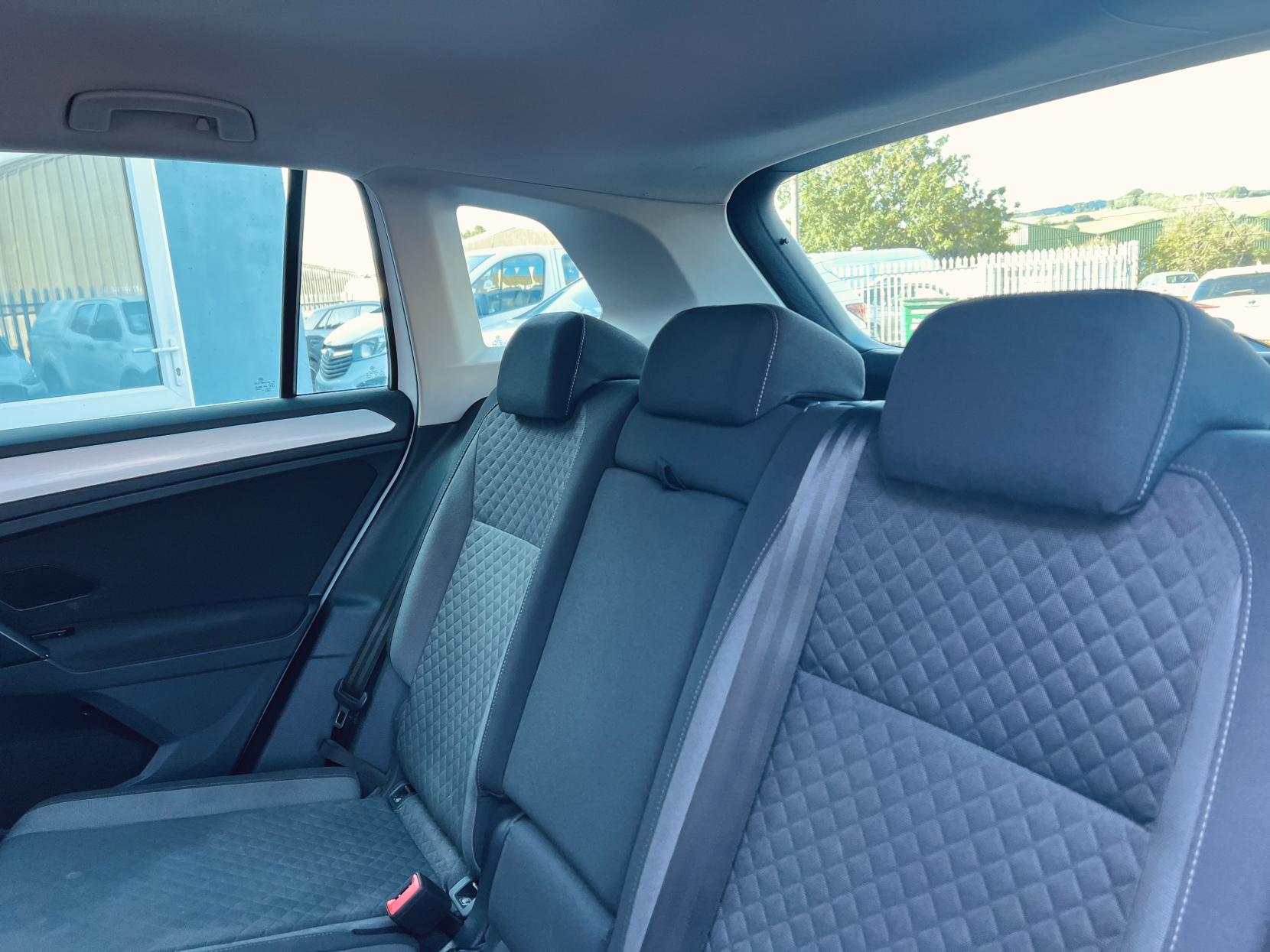 Volkswagen Tiguan 2.0 TDI Match SUV 5dr Diesel DSG Euro 6 (s/s) (150 ps)