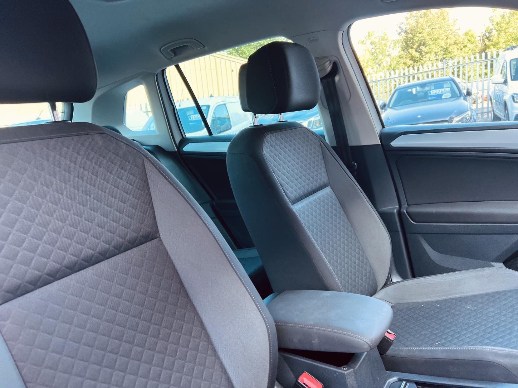 Volkswagen Tiguan 2.0 TDI Match SUV 5dr Diesel DSG Euro 6 (s/s) (150 ps)