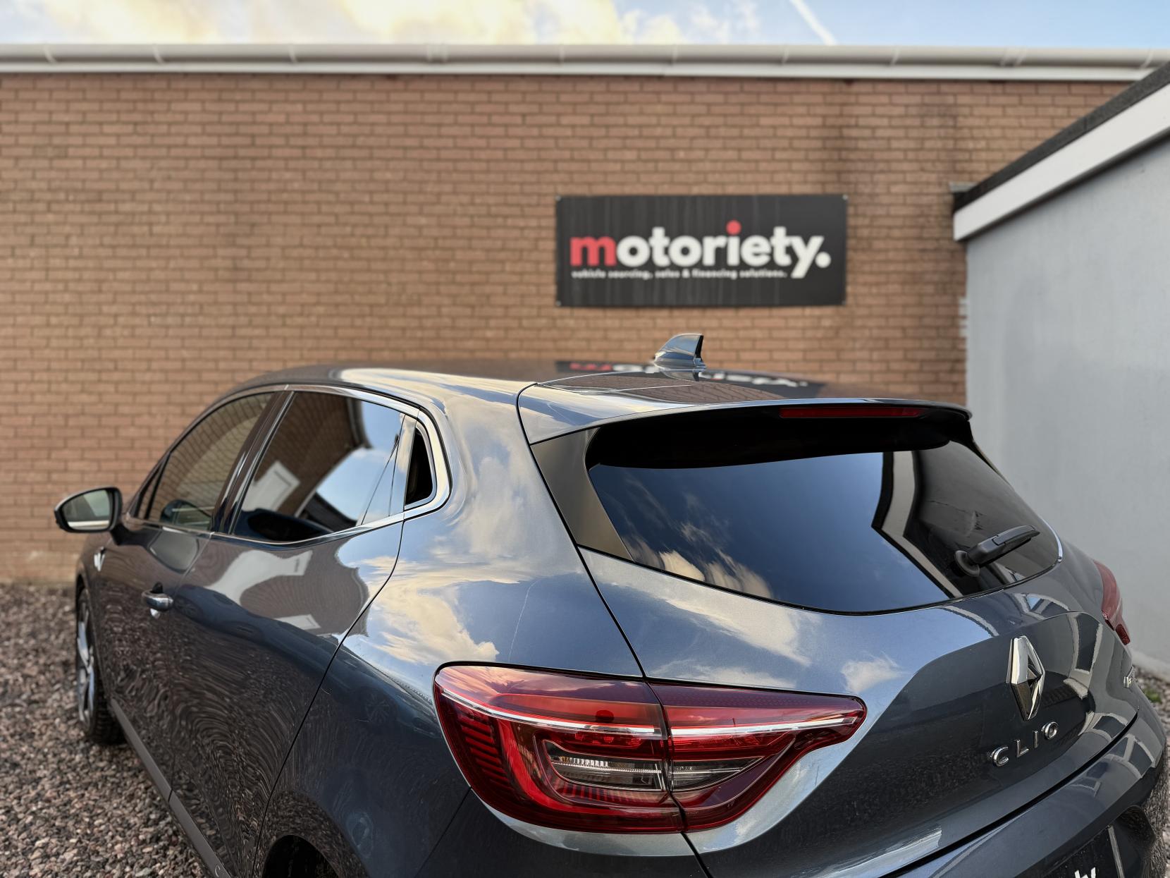 Renault Clio 1.0 TCe RS Line Hatchback 5dr Petrol Manual Euro 6 (s/s) (90 ps)