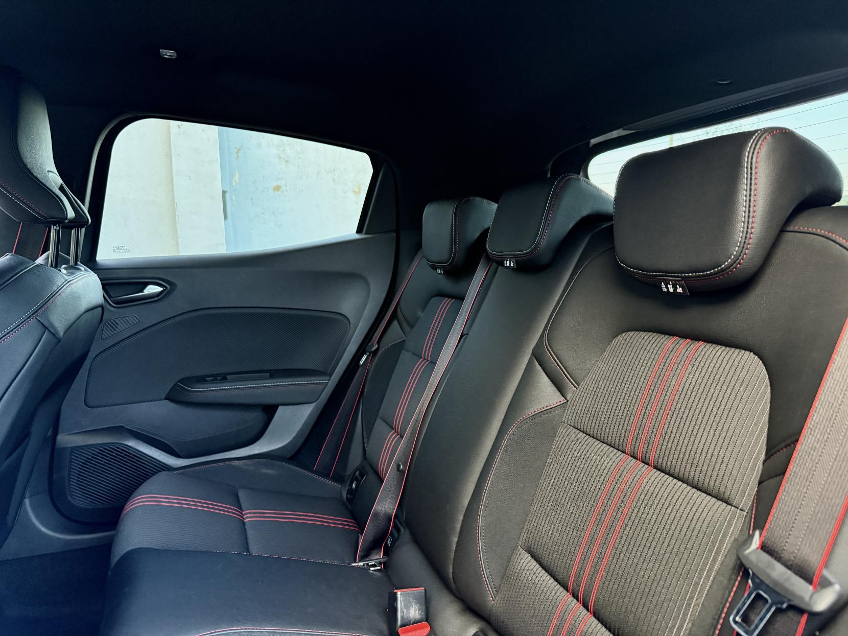 Renault Clio 1.0 TCe RS Line Hatchback 5dr Petrol Manual Euro 6 (s/s) (90 ps)