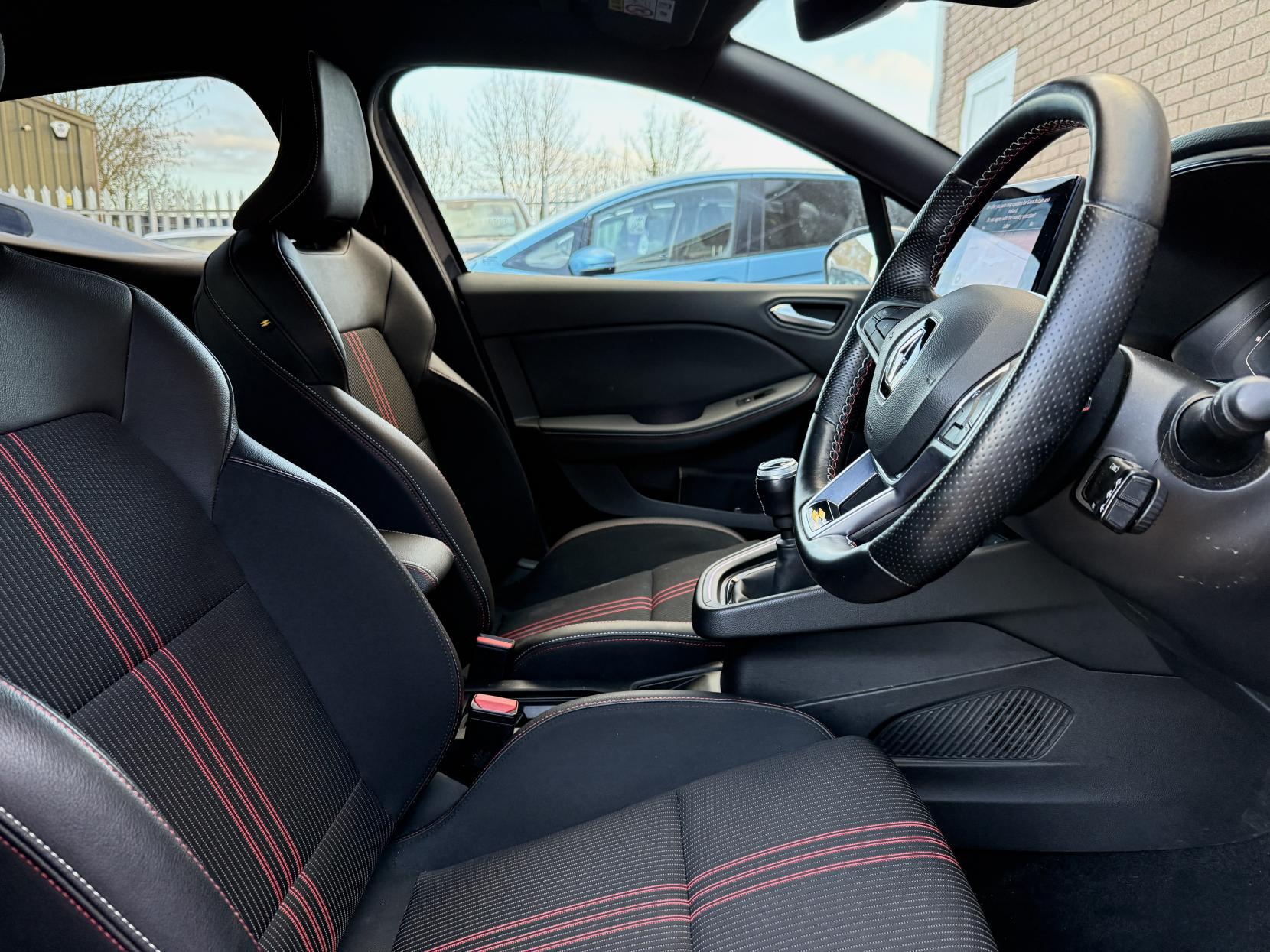 Renault Clio 1.0 TCe RS Line Hatchback 5dr Petrol Manual Euro 6 (s/s) (90 ps)