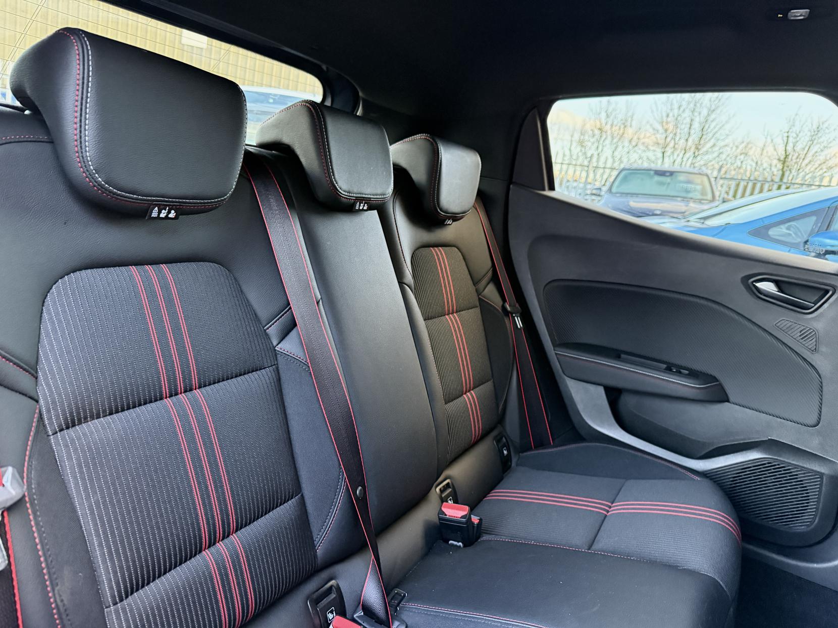 Renault Clio 1.0 TCe RS Line Hatchback 5dr Petrol Manual Euro 6 (s/s) (90 ps)