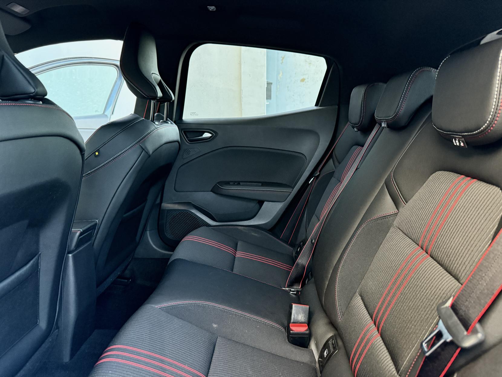 Renault Clio 1.0 TCe RS Line Hatchback 5dr Petrol Manual Euro 6 (s/s) (90 ps)