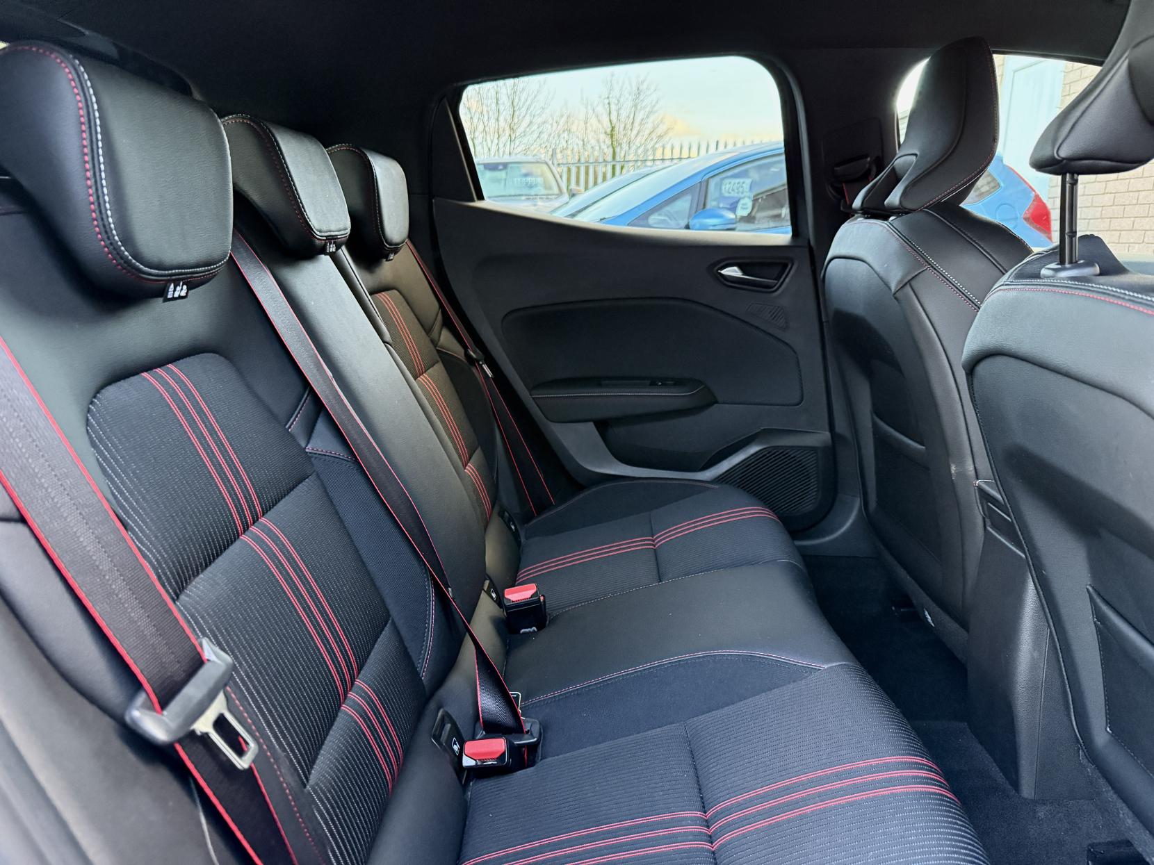 Renault Clio 1.0 TCe RS Line Hatchback 5dr Petrol Manual Euro 6 (s/s) (90 ps)