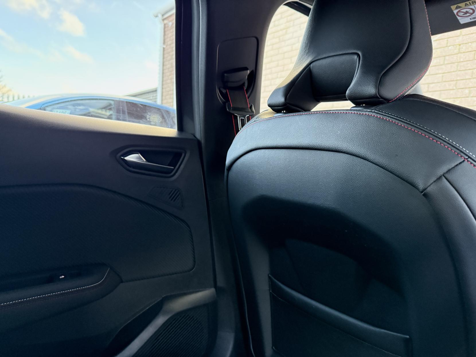 Renault Clio 1.0 TCe RS Line Hatchback 5dr Petrol Manual Euro 6 (s/s) (90 ps)