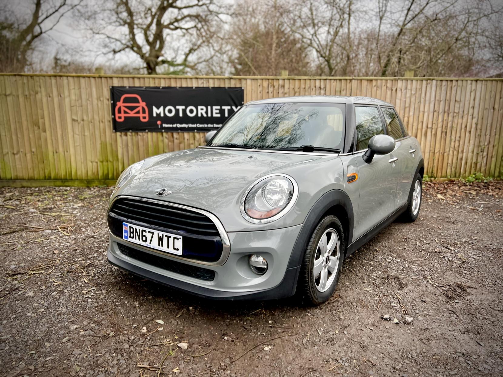 MINI Hatch 1.5 Cooper Hatchback 5dr Petrol Manual Euro 6 (s/s) (136 ps)