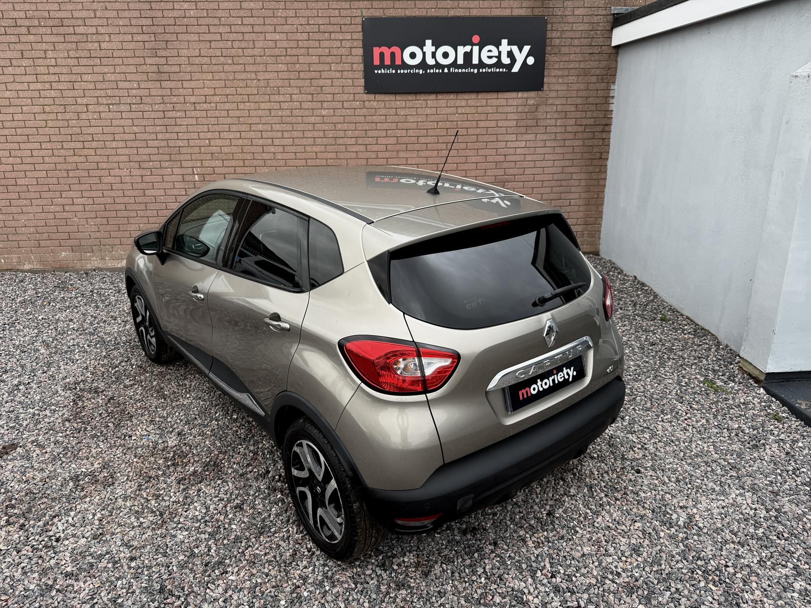 Renault Captur 1.5 dCi ENERGY Dynamique S MediaNav SUV 5dr Diesel Manual Euro 5 (s/s) (90 ps)