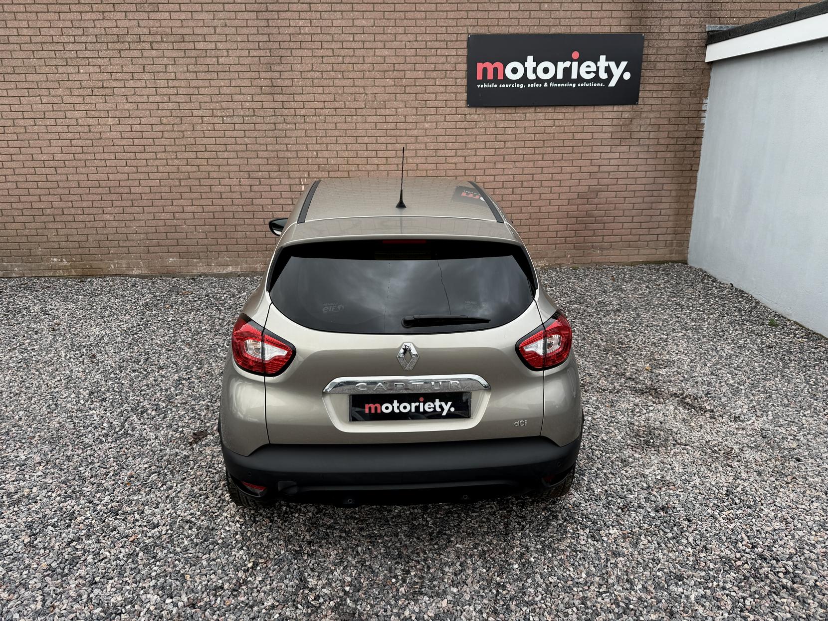 Renault Captur 1.5 dCi ENERGY Dynamique S MediaNav SUV 5dr Diesel Manual Euro 5 (s/s) (90 ps)