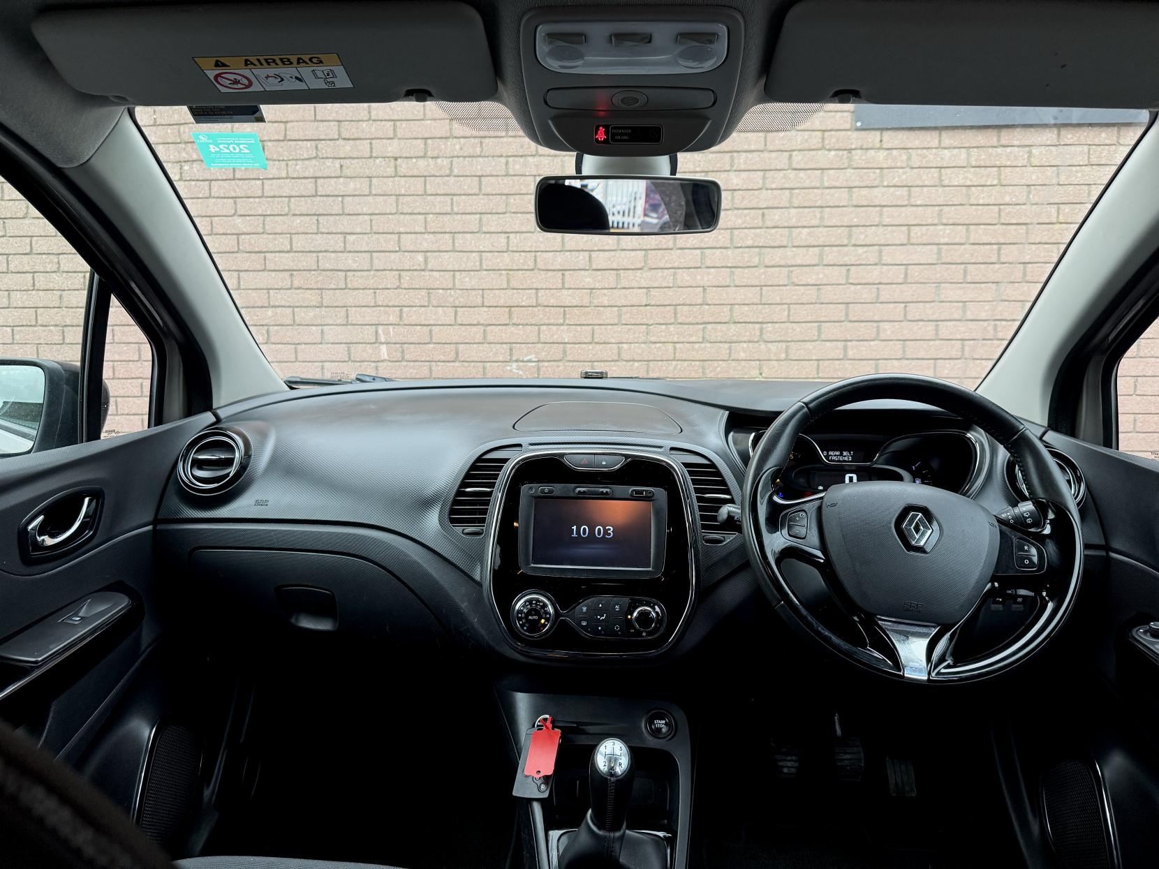 Renault Captur 1.5 dCi ENERGY Dynamique S MediaNav SUV 5dr Diesel Manual Euro 5 (s/s) (90 ps)