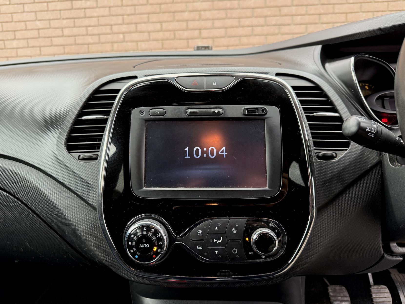 Renault Captur 1.5 dCi ENERGY Dynamique S MediaNav SUV 5dr Diesel Manual Euro 5 (s/s) (90 ps)