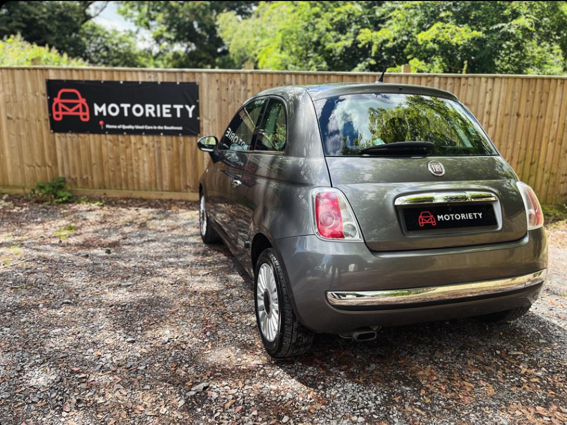 Fiat 500 1.2 Lounge Hatchback 3dr Petrol Dualogic Euro 4 (69 bhp)